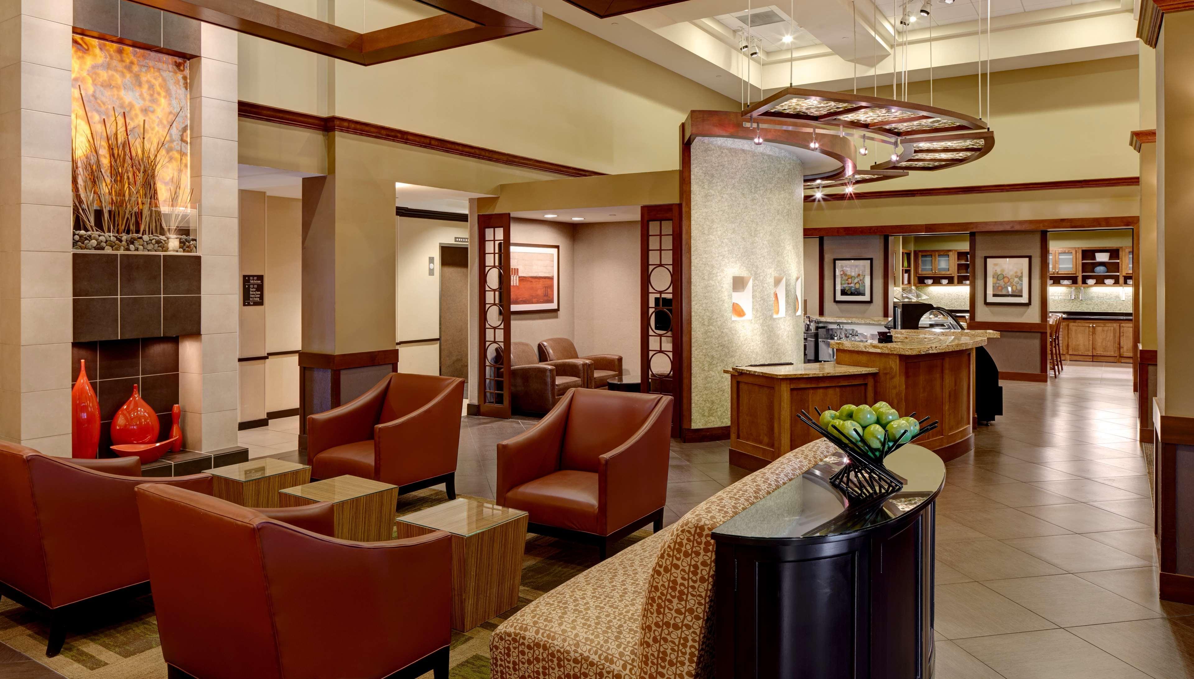 Wyndham Garden Kansas City Airport Exterior photo