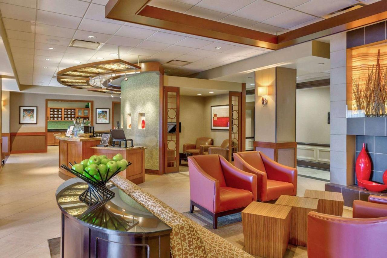 Wyndham Garden Kansas City Airport Exterior photo
