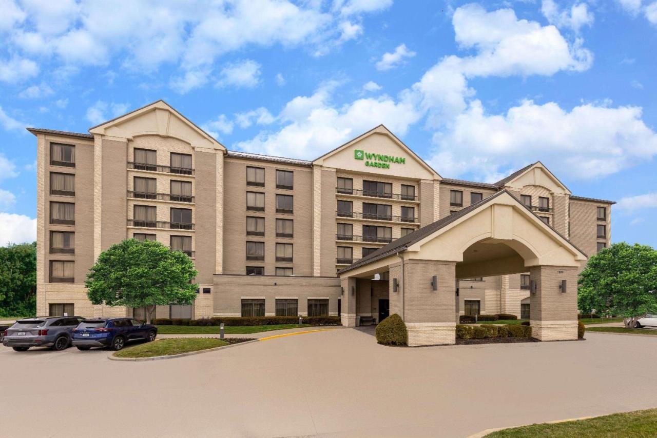 Wyndham Garden Kansas City Airport Exterior photo